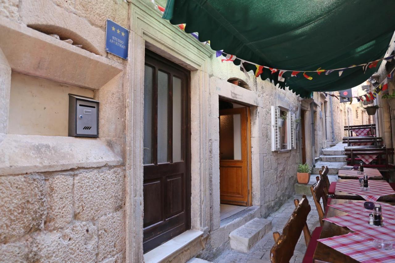 Sailboat House Lägenhet Korčula Exteriör bild